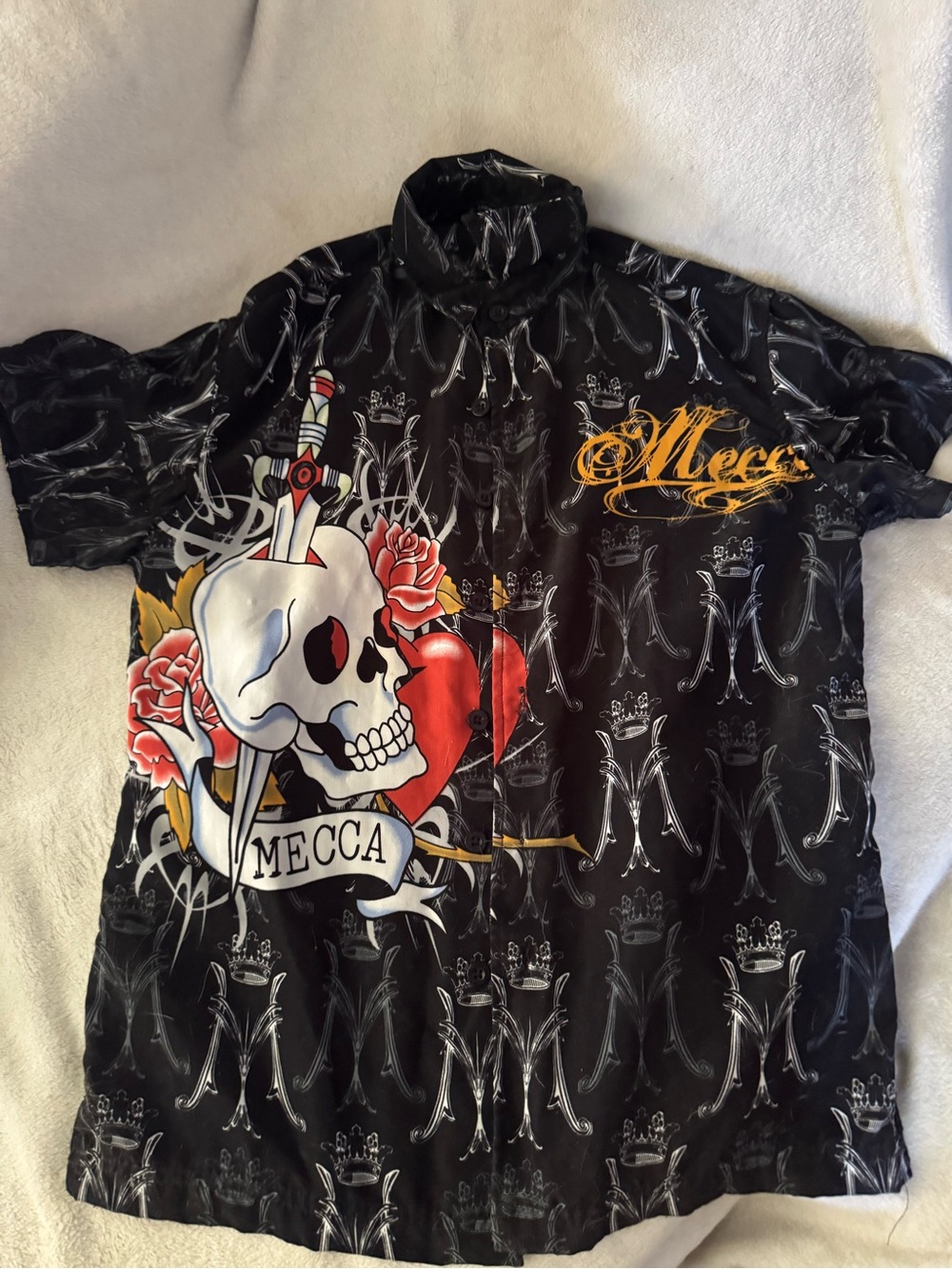 Mecca  Black Short-Sleeve Button Down with Red Heart & White Skull